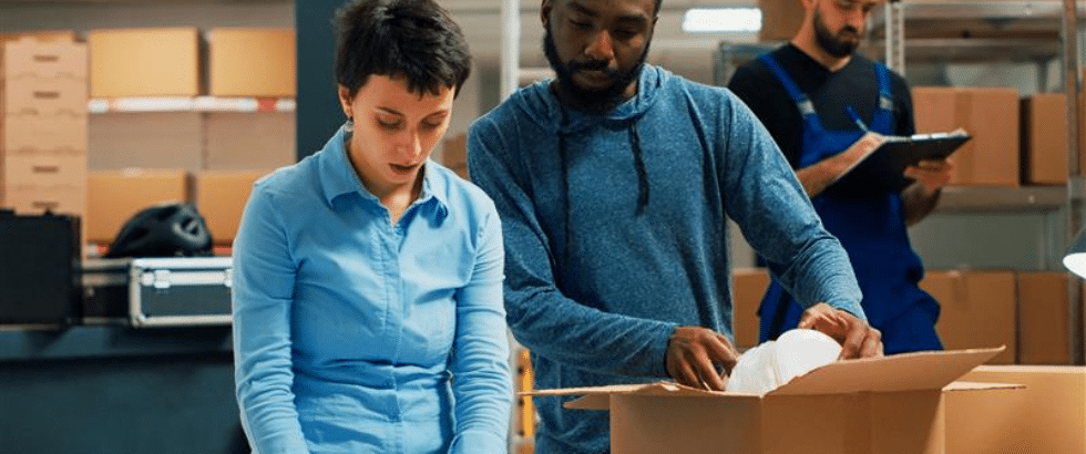 hybrid fulfillment model